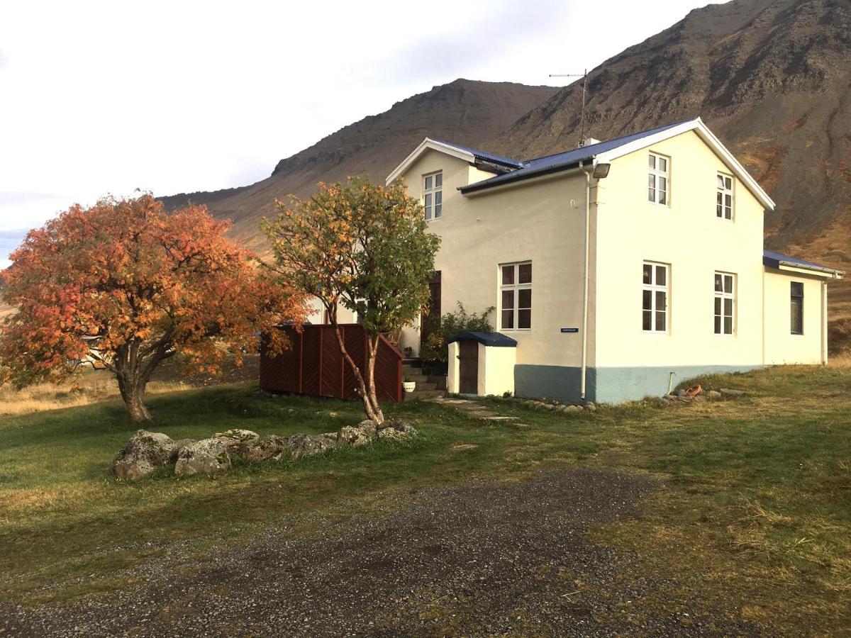 Korpudalur Hi Hostel Flateyri Zewnętrze zdjęcie